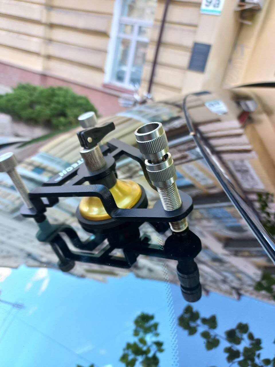 ремонт автоскла на позняках Київ